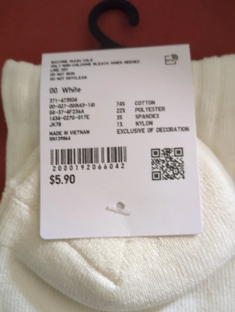Uniqlo x KAWS Cream Crew Socks - 3 Pair with Banana Embroidery
